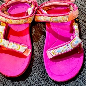 Toddler Girls classic TEVA sandal size 10